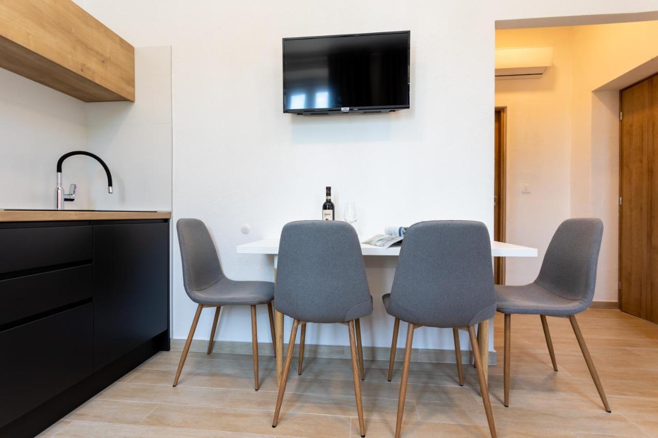 Apartments San Leopoldo 茨里克韦尼察 外观 照片