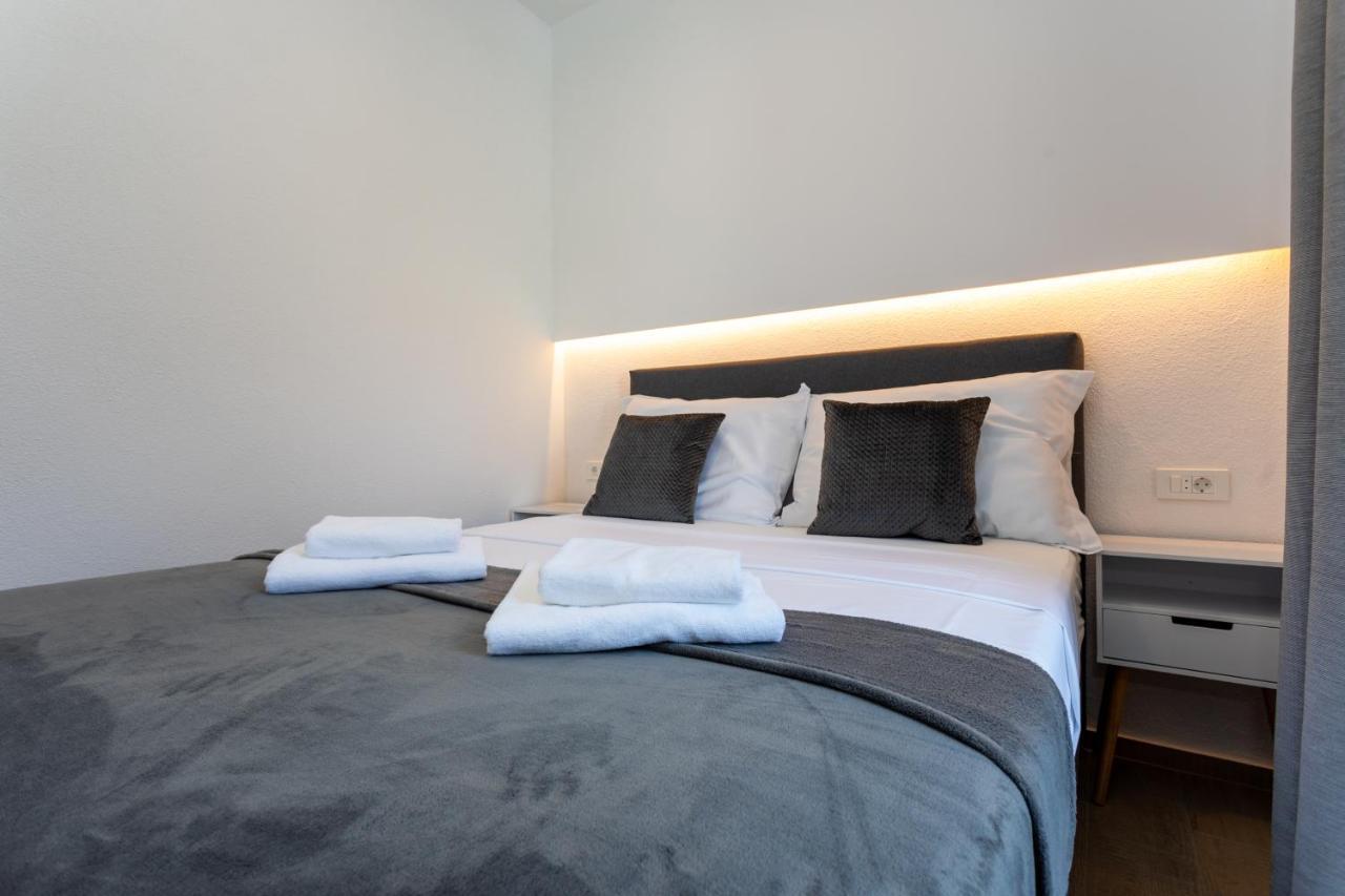 Apartments San Leopoldo 茨里克韦尼察 外观 照片