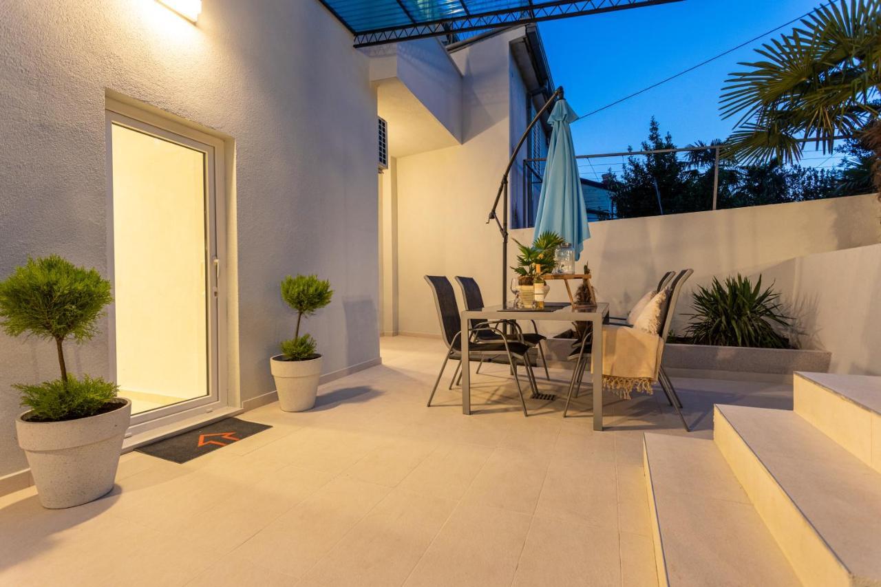 Apartments San Leopoldo 茨里克韦尼察 外观 照片